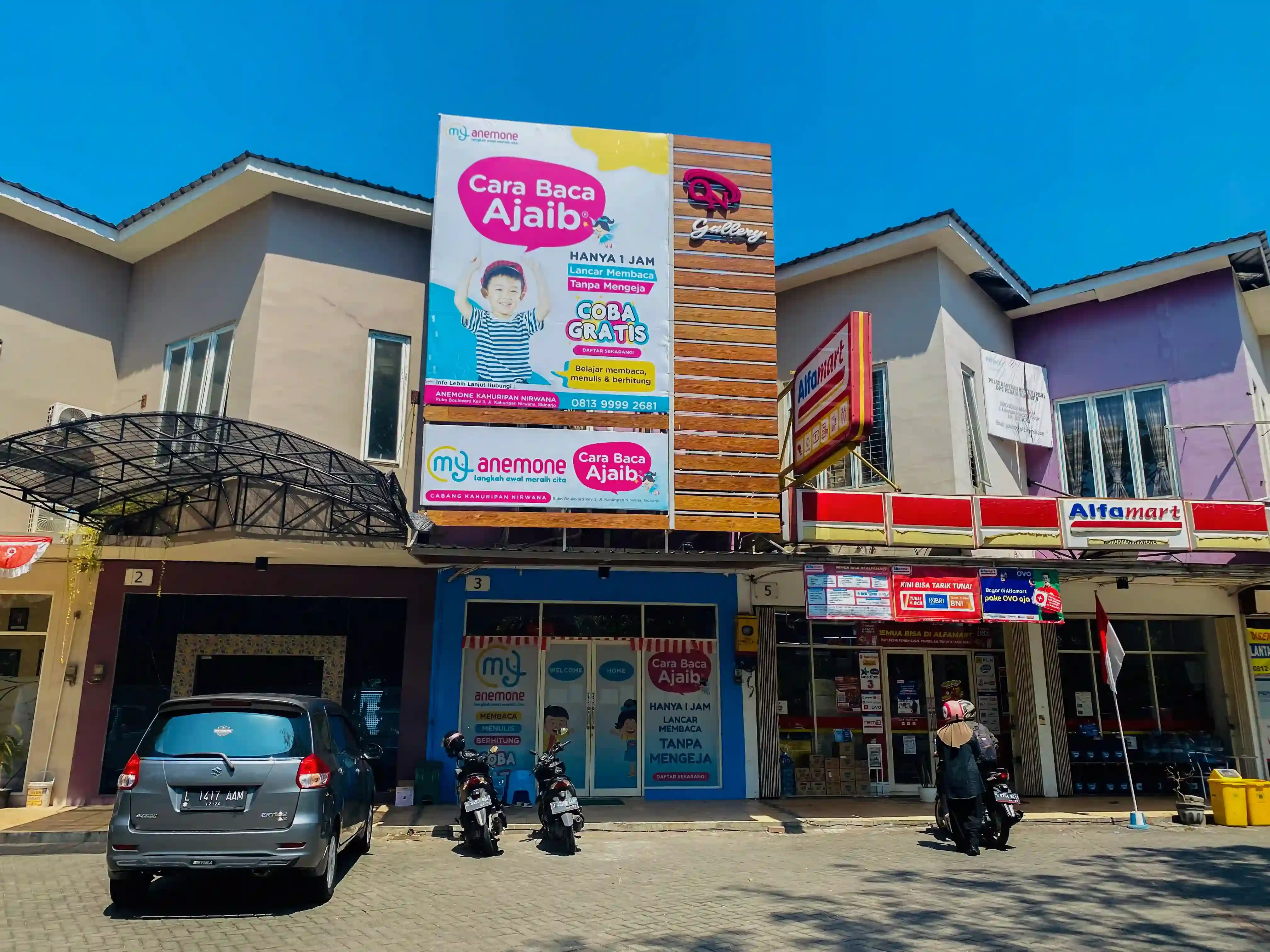 Tampilan luar outlet Anemone Sesetan 1